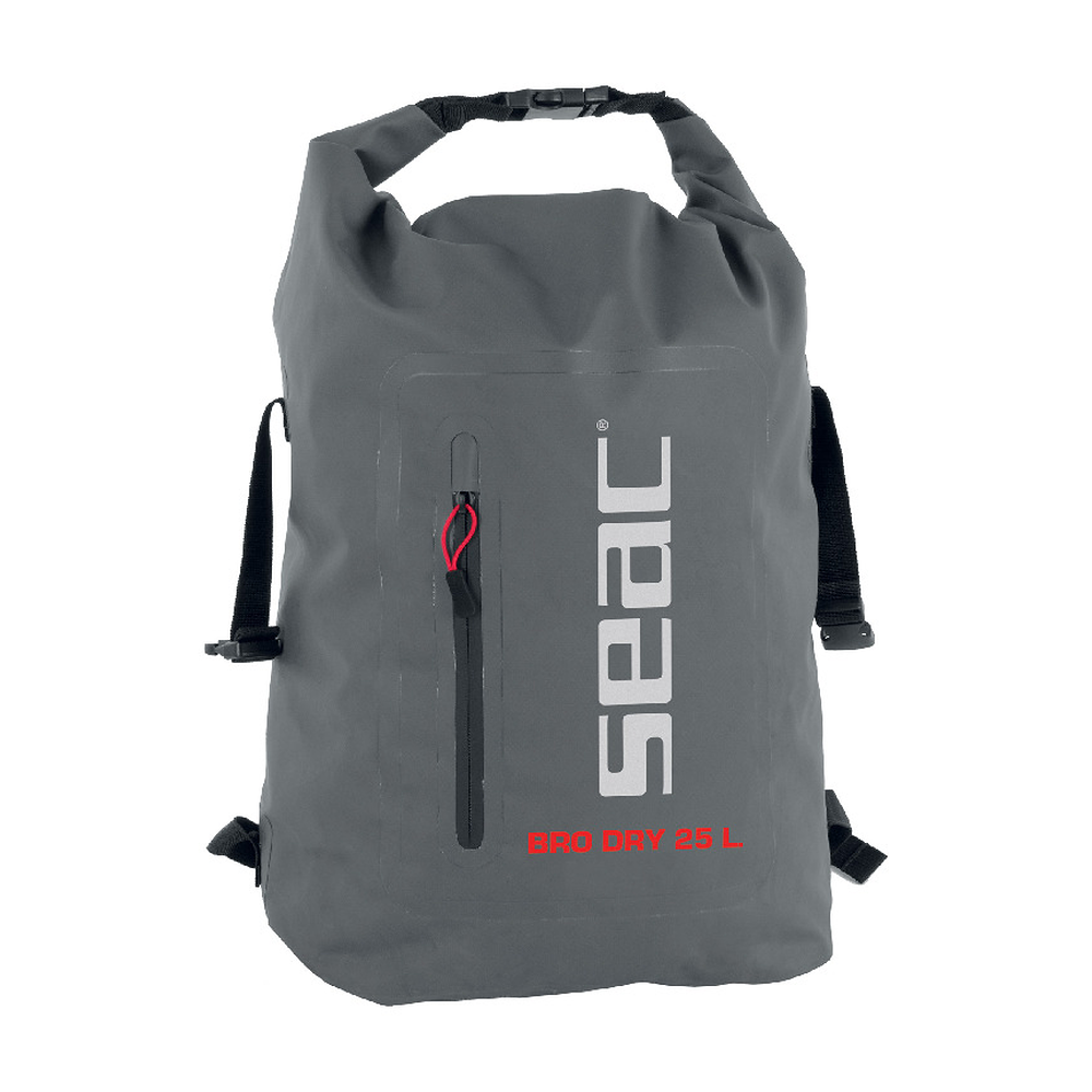 SEAC Bro Dry su sfondo bianco