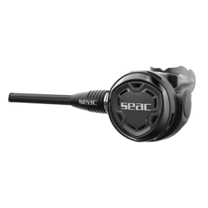 SEAC IT300 DIN su sfondo bianco
