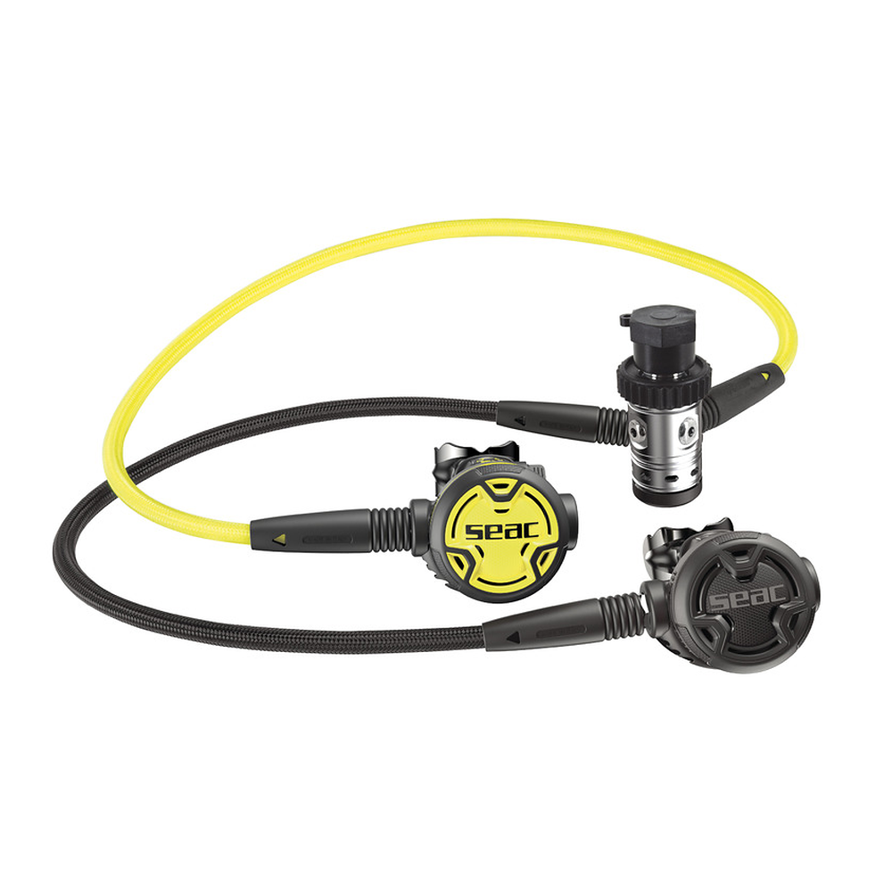 SEAC PX100 Set DIN su sfondo bianco