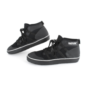 SEAC Rock Boot HD su sfondo bianco
